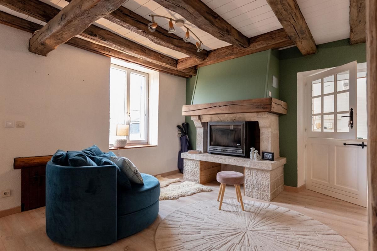 LA CHAPELLE-SAINT-MARTIN-EN-PLAINE LIEUX UNIQUES ® - PROPRIÉTÉS PRIVÉES - PROPOSE TRES JOLIE PETITE LONGERE AVEC SA PISCINE EN BORDURE DE SOLOGNE-BEAUCE 4