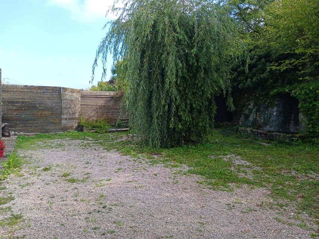 LONS-LE-SAUNIER Maison Lons Le Saunier 11 pièce(s) 199 m2 2