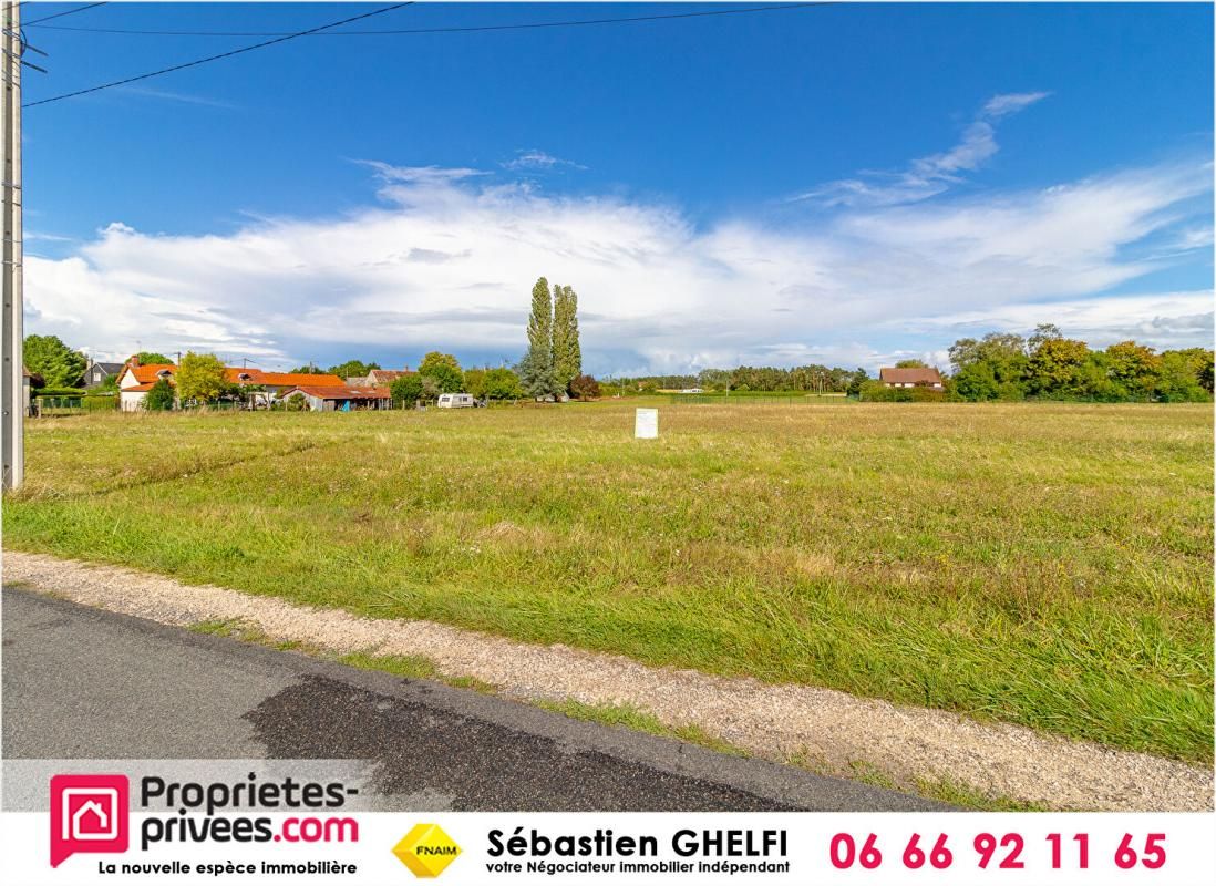 CONTRES Terrain secteur du Controis En Sologne 1050 m 2  façade de 29 m 3