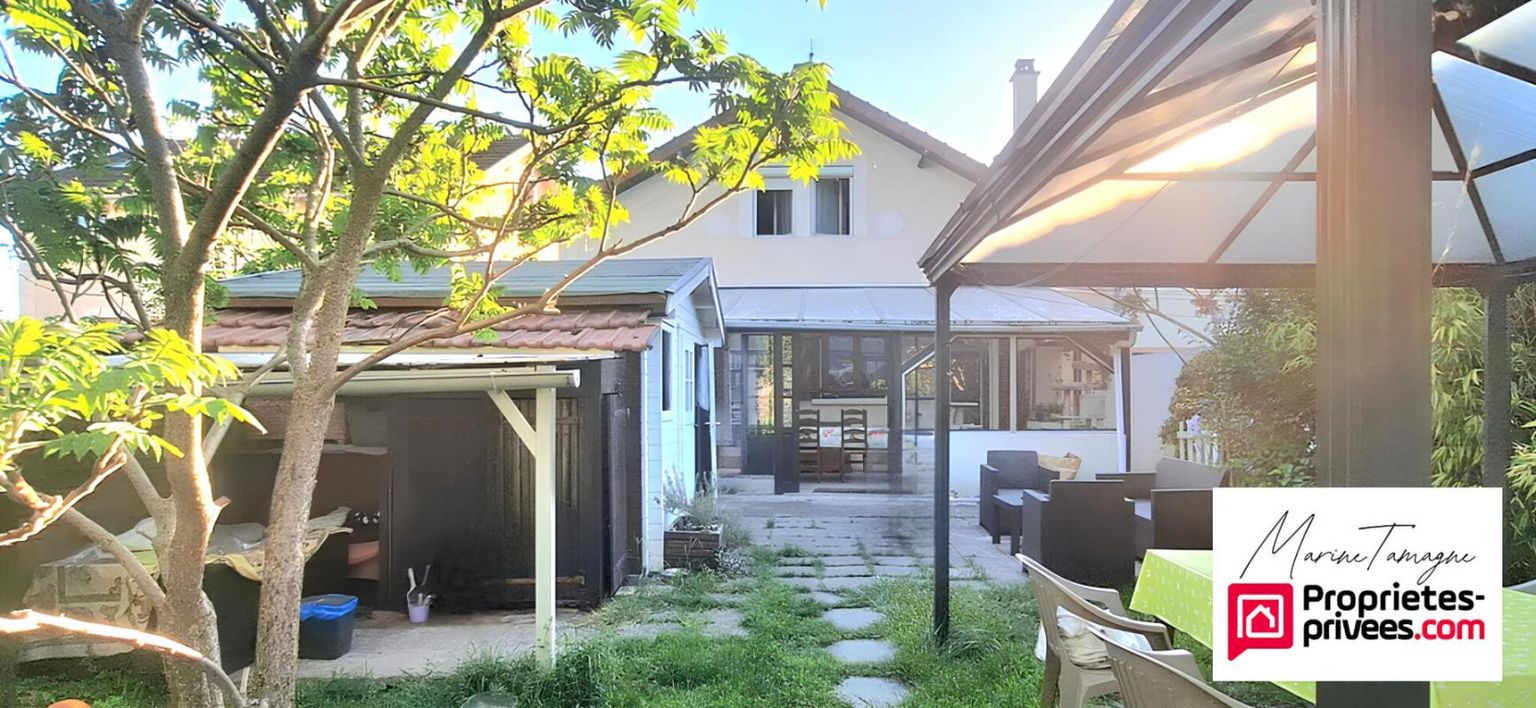 SEVRAN Belle maison familiale située à Sevran quartier Freinville 5 chambres 1