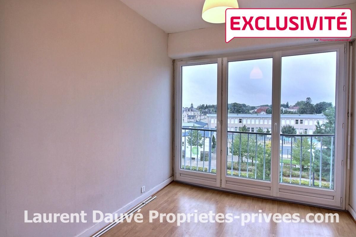 SAINT-JEAN-DE-BRAYE 45800 ST JEAN DE BRAYE - Appartement T2 avec cave et parking - 5mn du tram 3