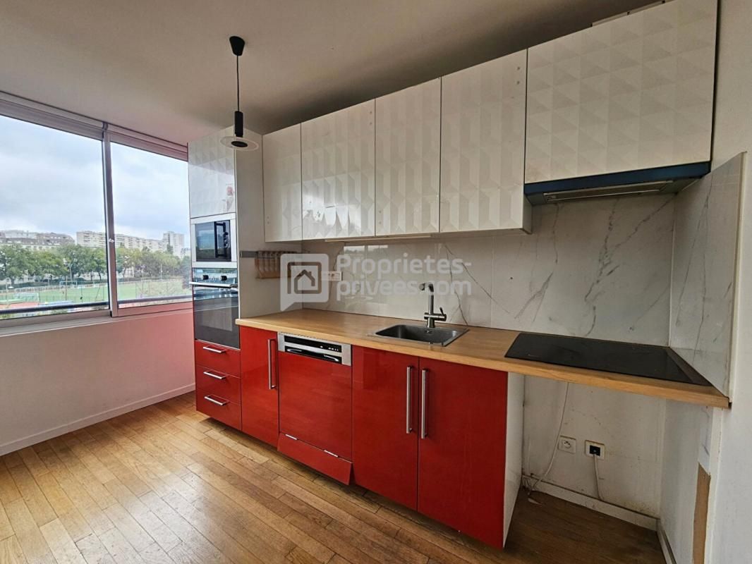PARIS-15E-ARRONDISSEMENT Appartement 3 pièces de 58m² dans le 15 ème arrondissement de Paris 4