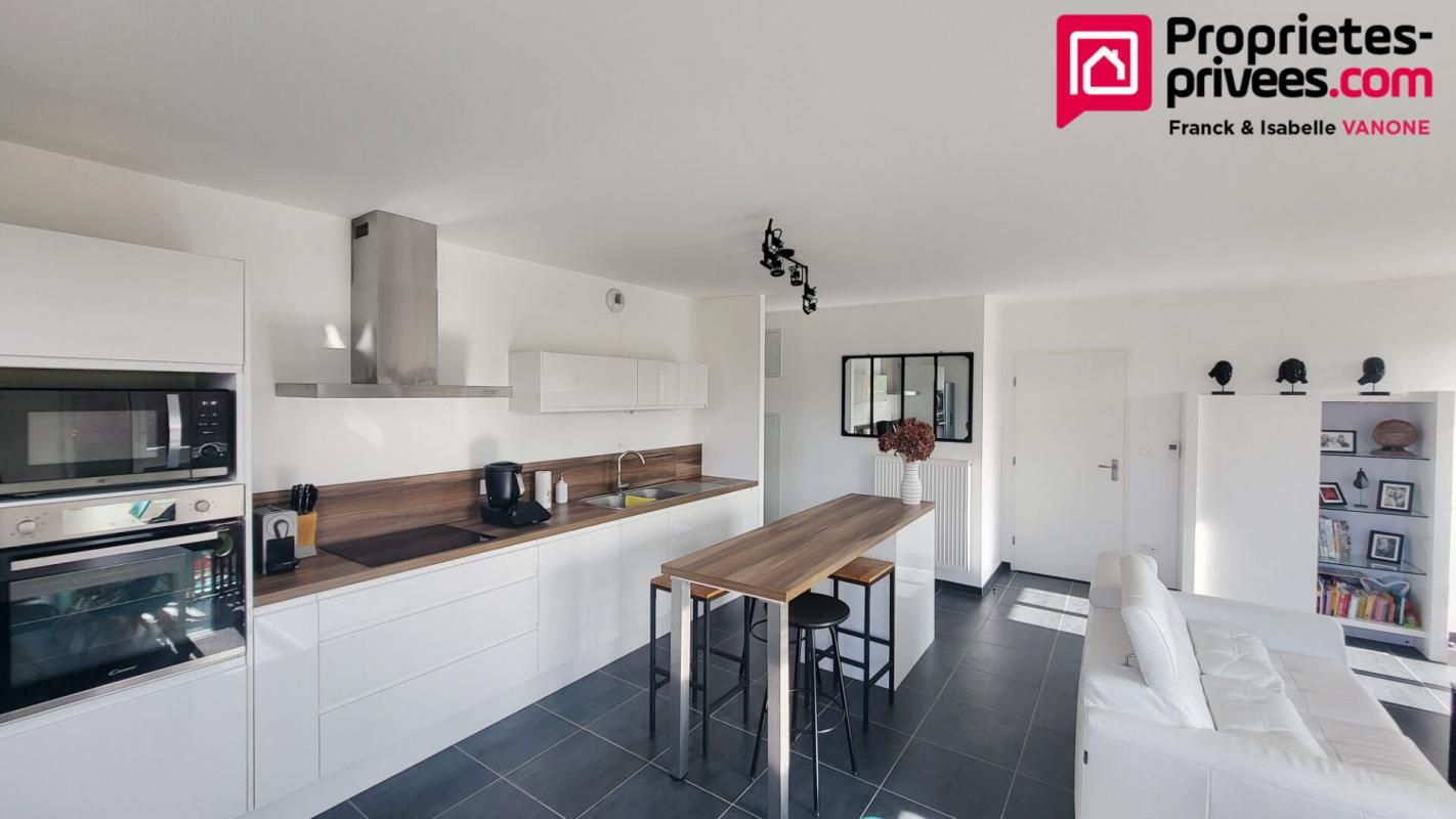 PREMESQUES Appartement T3 récent - 73m² - balcon - place de parking - garage 2