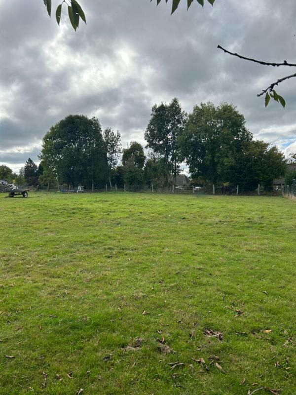 QUETTEVILLE 14130 Terrain à batir de 1250 m²  79 000 Euros 2