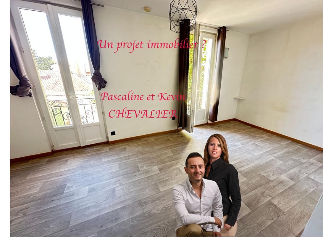 SALON-DE-PROVENCE Studio centre-ville Grans 1