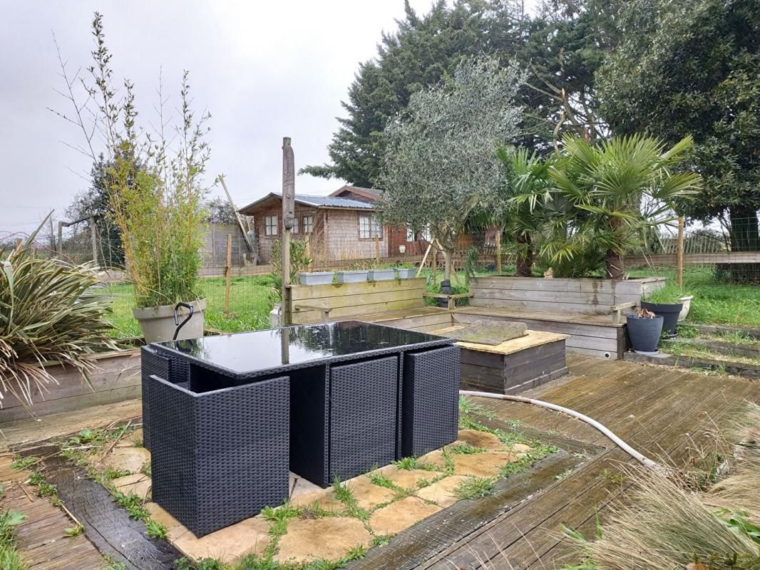 DIVATTE-SUR-LOIRE Maison Barbechat (44450), 170 m², 5 chambres + bureau, 1 700m² terrain 1