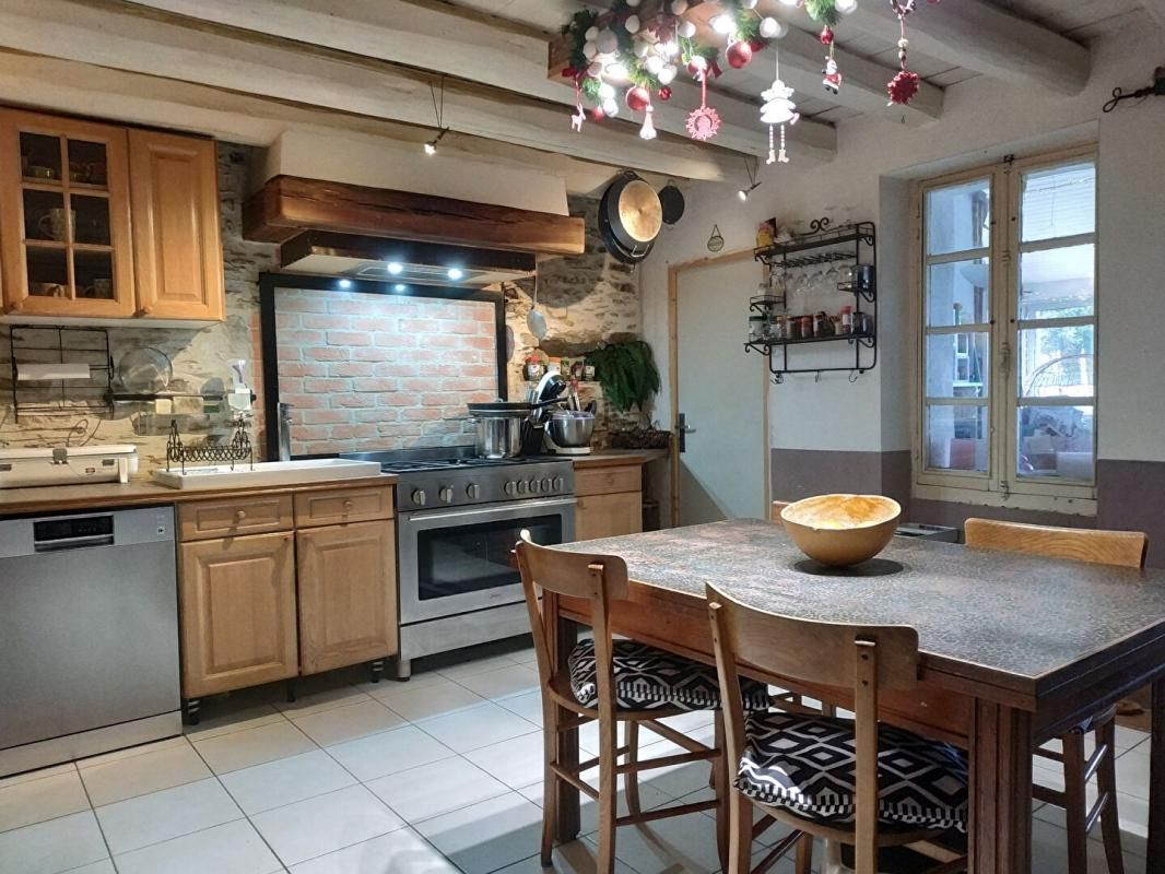 DIVATTE-SUR-LOIRE Maison Barbechat (44450), 170 m², 5 chambres + bureau, 1 700m² terrain 4