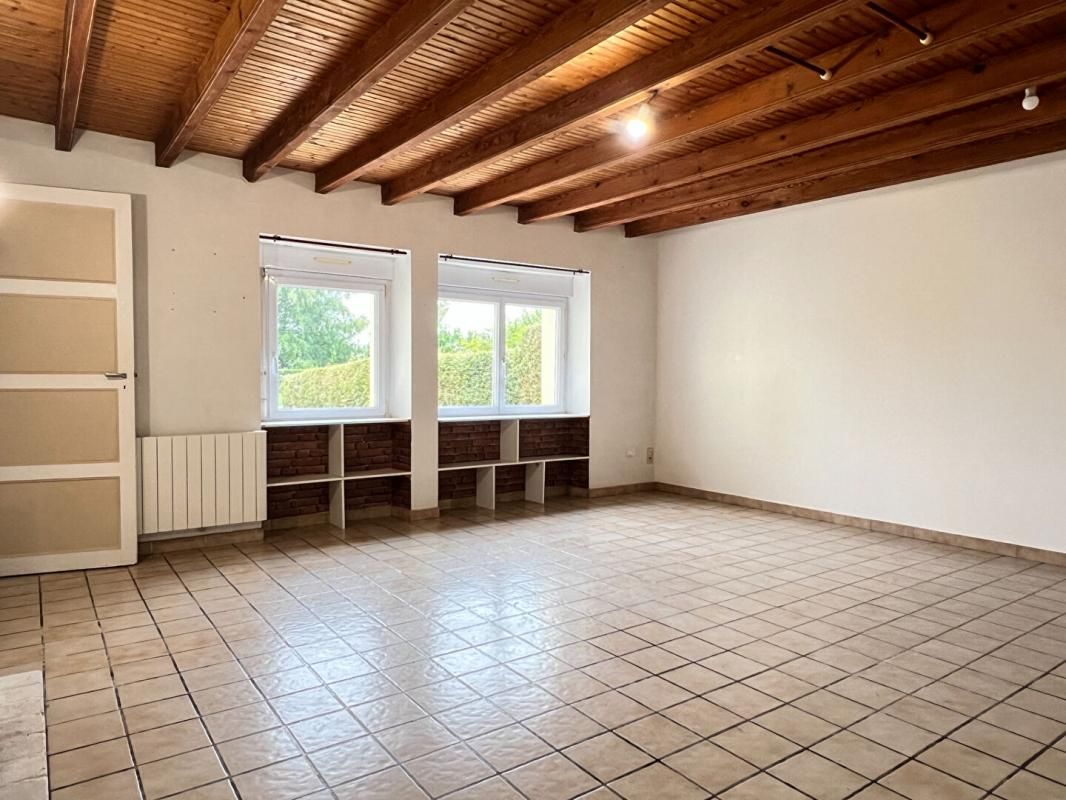 PLESSE Maison de bourg - 3 chambres 3