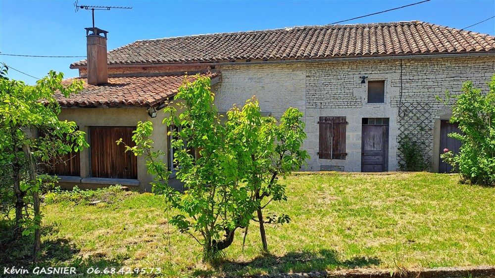 BRIE BRIE (16590) : Maison de 87m2 avec jardin et combles aménageables 2