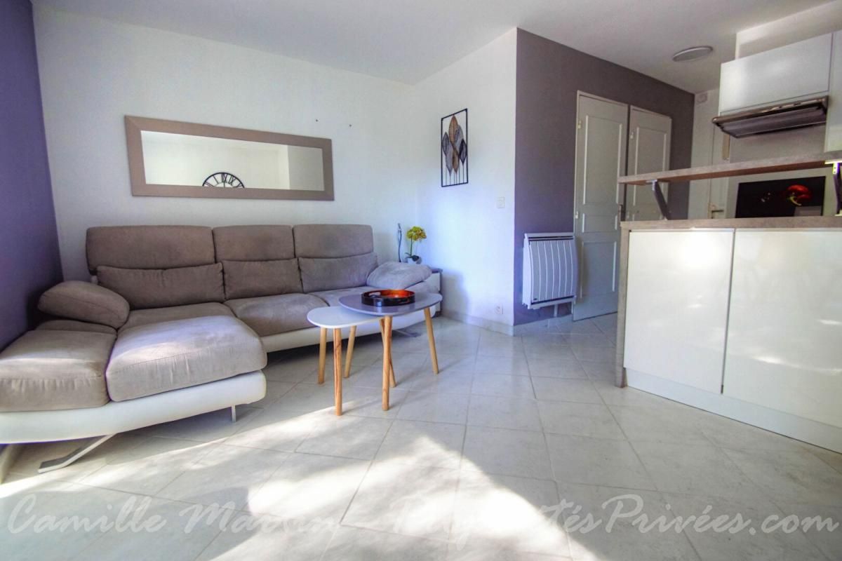 AGAY Appartement 2 pièces Agay-Le Dramont  avec parking 2