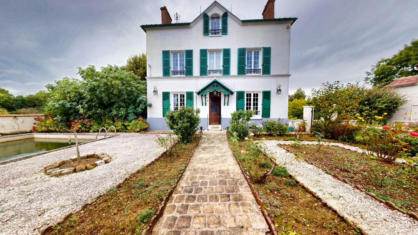 JOUY-SUR-MORIN MAISON BOURGEOISE  229 M2 + dépendance 155 m2 PRIX  467900 1