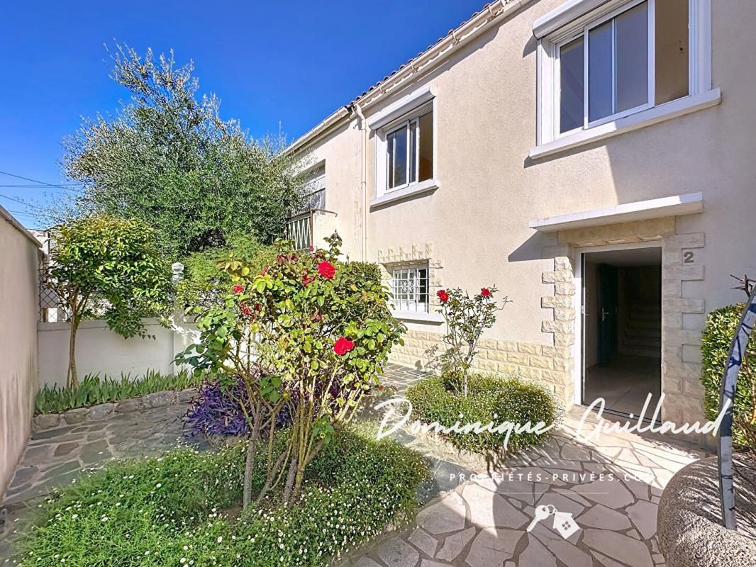 Maison -5 pièces-Nîmes (secteur Jean-Jaurès / place Séverine)