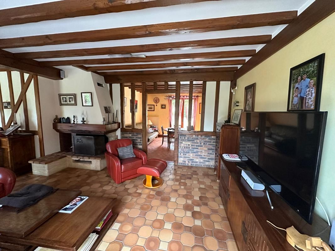 SAINT-DENIS-D'AUTHOU Spacieux pavillon familial à Saintigny 8 pièces 200 m2 3