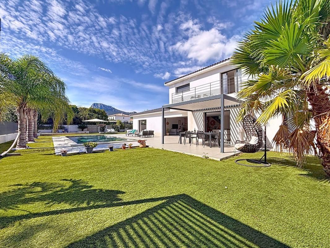 LA FARLEDE La Farlède - Villa Contemporaine, 200 m², prestations haut de gamme 1