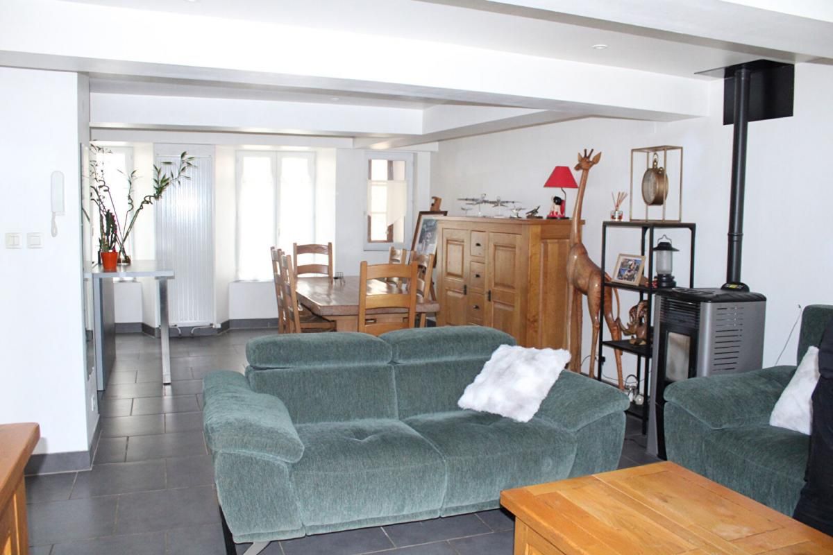 LANGOGNE Maison Langogne 5 pièce(s) 129 m2 avec cour et garage 4