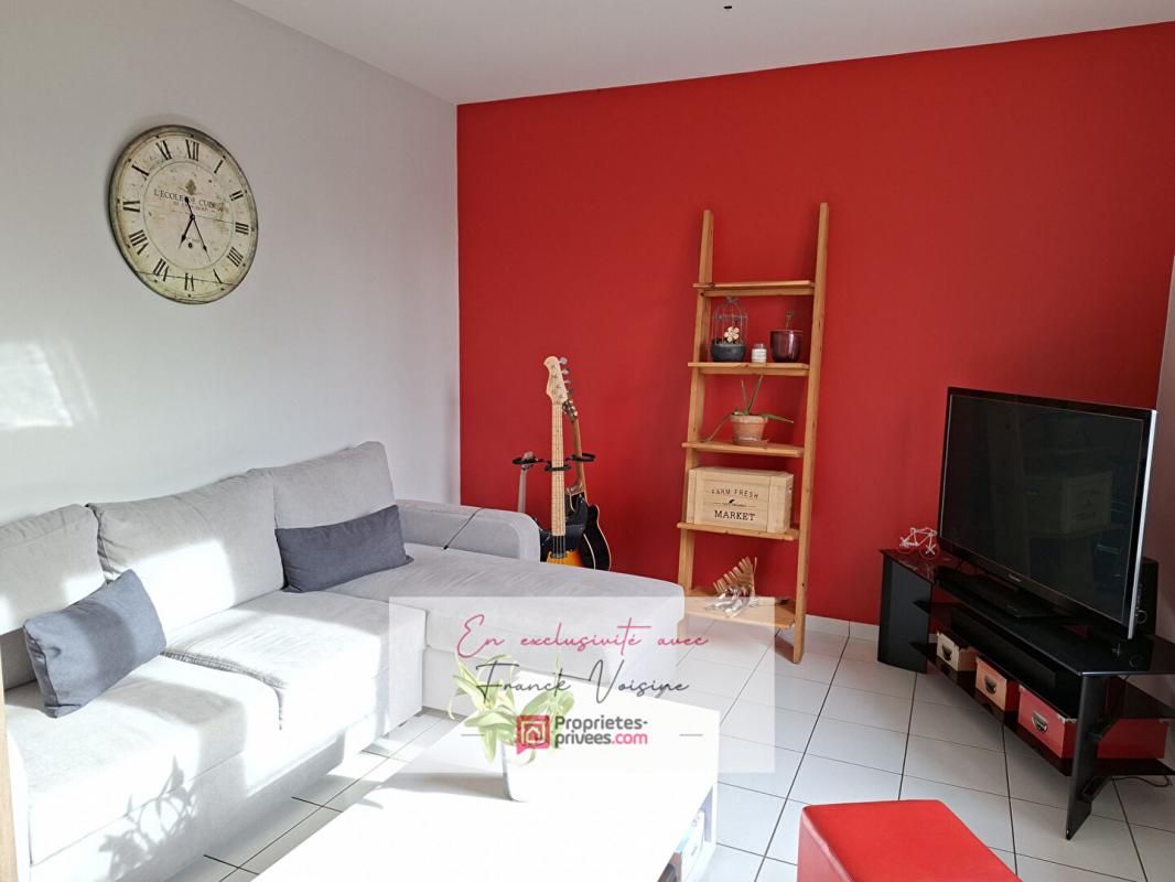LES HERBIERS A VENDRE en EXCLUSIVITE aux Herbiers - Maison de 78 m2 sur sous-sol avec 1 chambre et 1 bureau sur un terrain de 398 m2 env 1