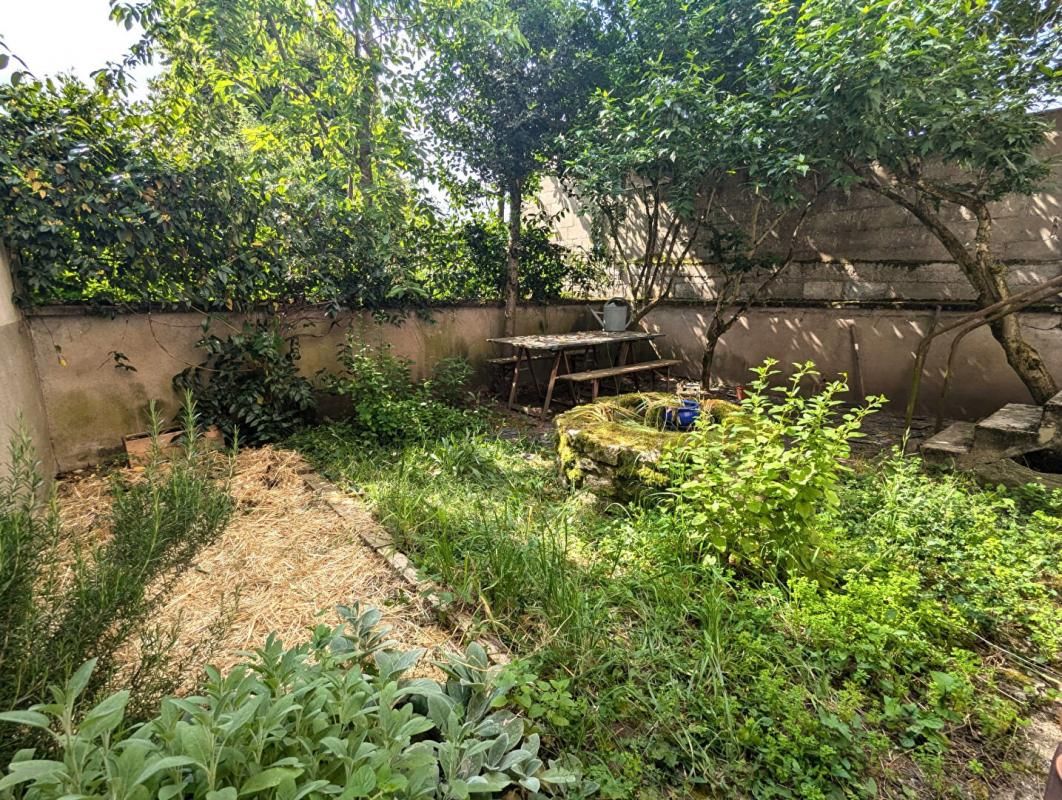 BLOIS LIEUX UNIQUES ® - PROPRIÉTÉS PRIVÉES ® BEAU LOCAL DE STANDING - BLOIS VIENNE 2