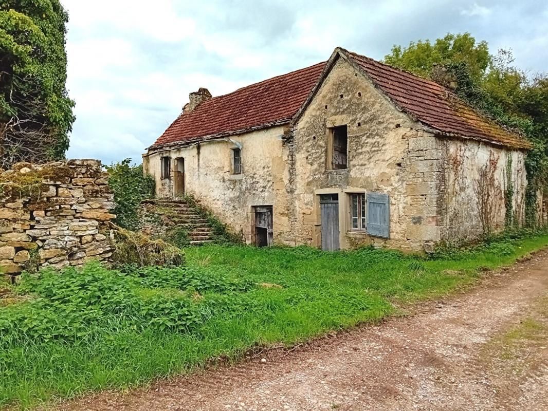 PARISOT Ferme  3 pièces 740m²  2 maisons, hangar 3