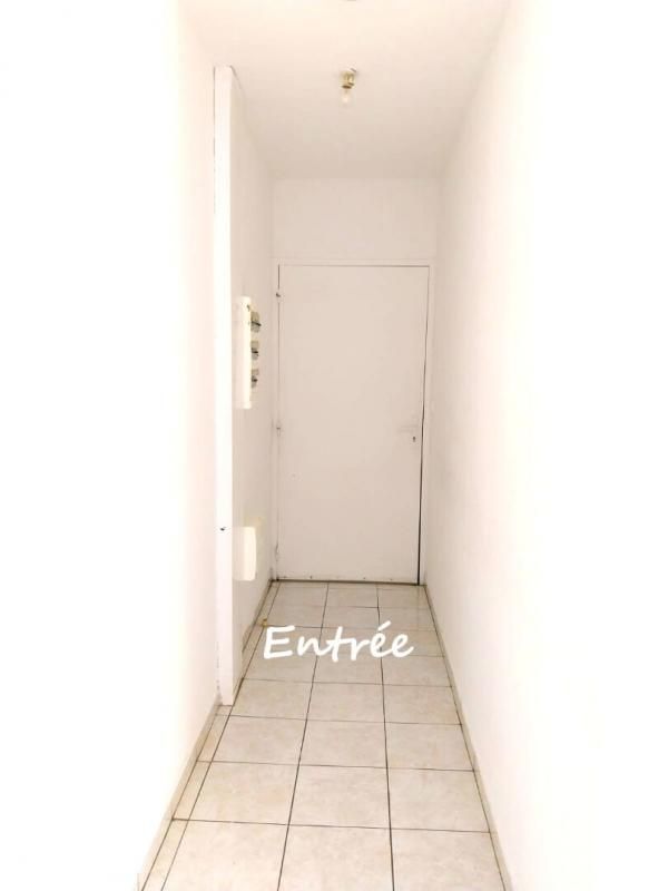 CLERMONT-L'HERAULT Appartement  2 pièces 37 m2 4