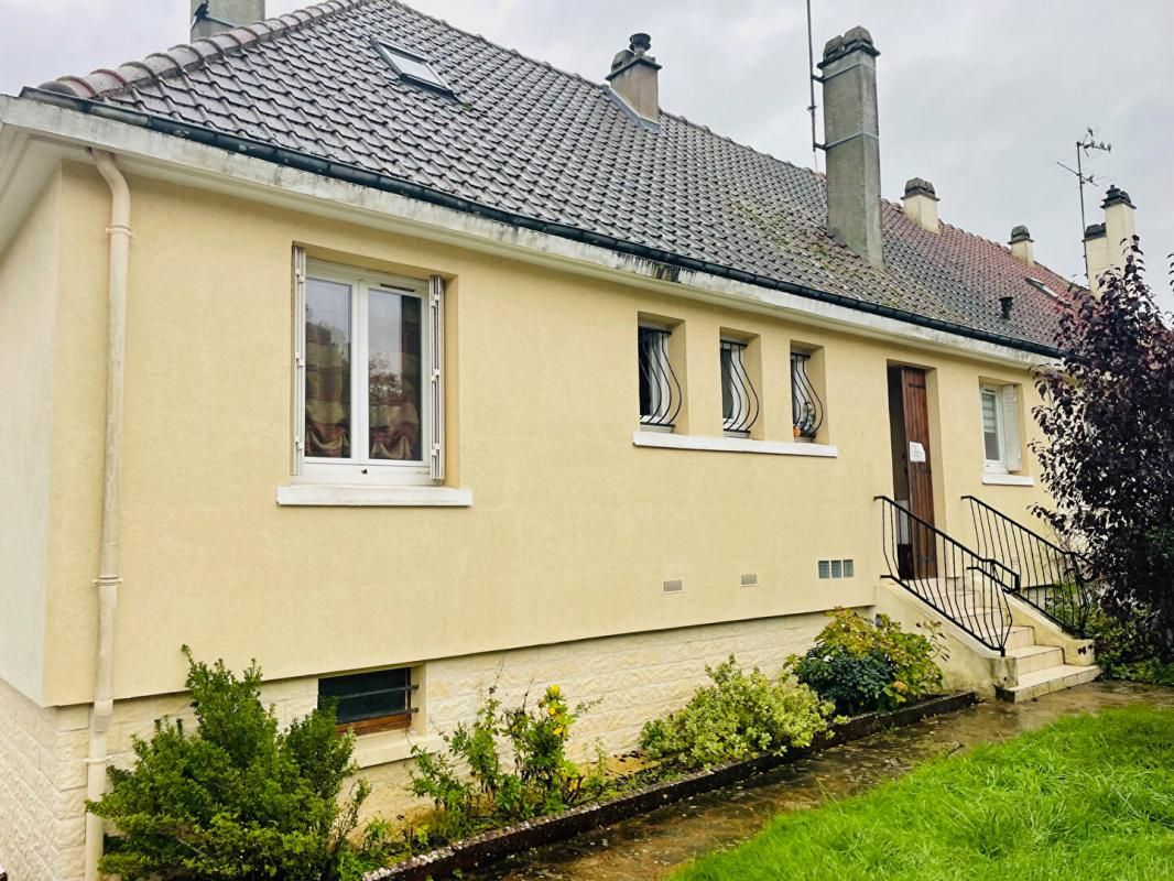 MAINTENON Maison Maintenon 6 pièce(s) 130 m2 avec sous-sol total, jardin, à 5 min a pied de la gare 1