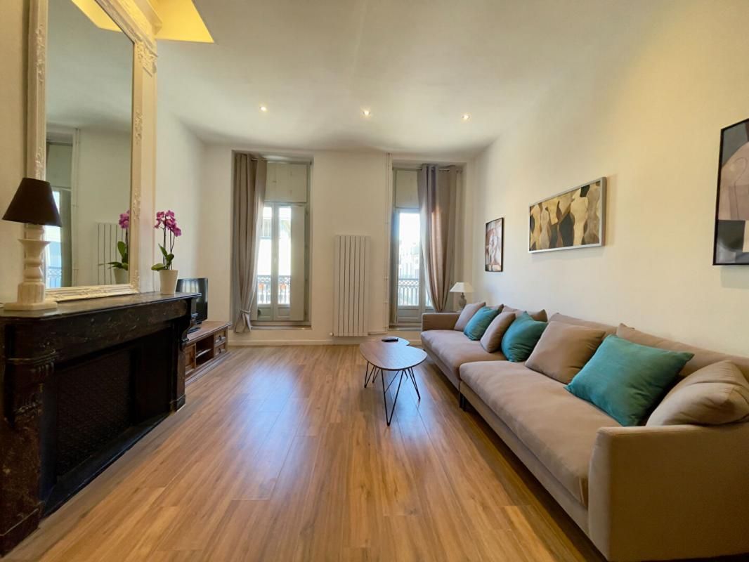 BEZIERS Appartement T3 meublé en face des halles de Béziers 3