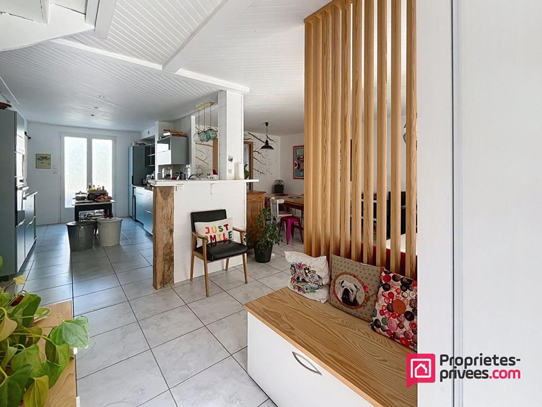 LA ROCHELLE La Rochelle - Quartier Saint Eloi - Maison 8 pièce(s) 174 m2 - 5 chambres - Parcelle de 355m2 3