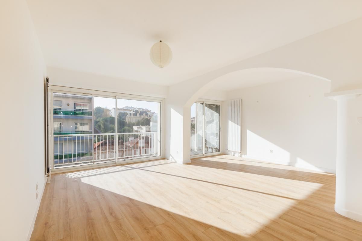 BIARRITZ Reine Victoria - Biarritz - Appartement  3 pièces  entièrement restauré 1