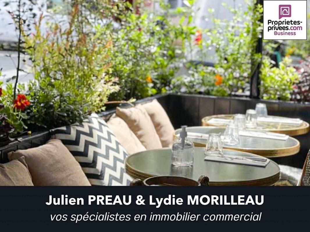 NANTES NANTES, ILE DE NANTES - CESSION DE BAIL, LOCAL COMMERCIAL 80 m² + 2 TERRASSES 40 PLACES - EMPLACEMENT N°1 2