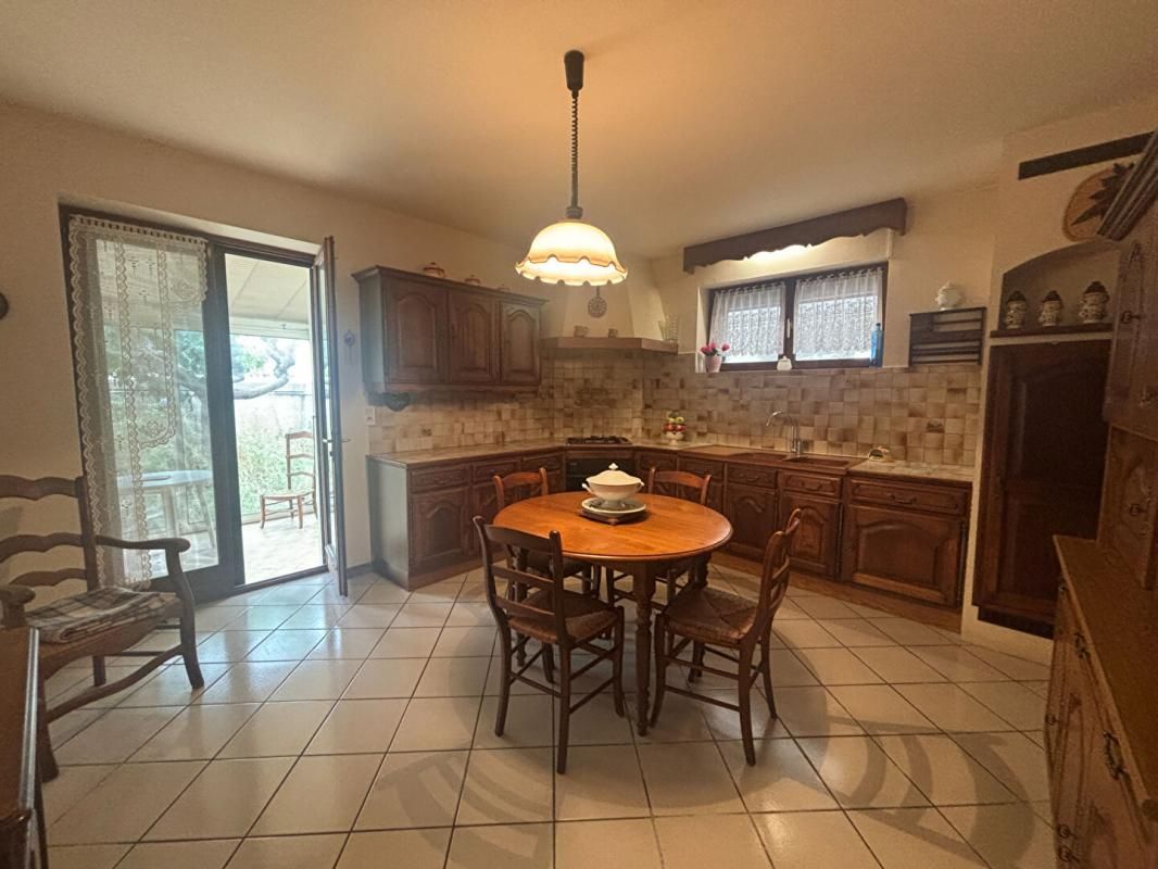 LEZIGNAN-CORBIERES Maison de ville  4 pièce(s) 103 m2 LEZIGNAN CORBIERES (11200) 170 000 FAI 4