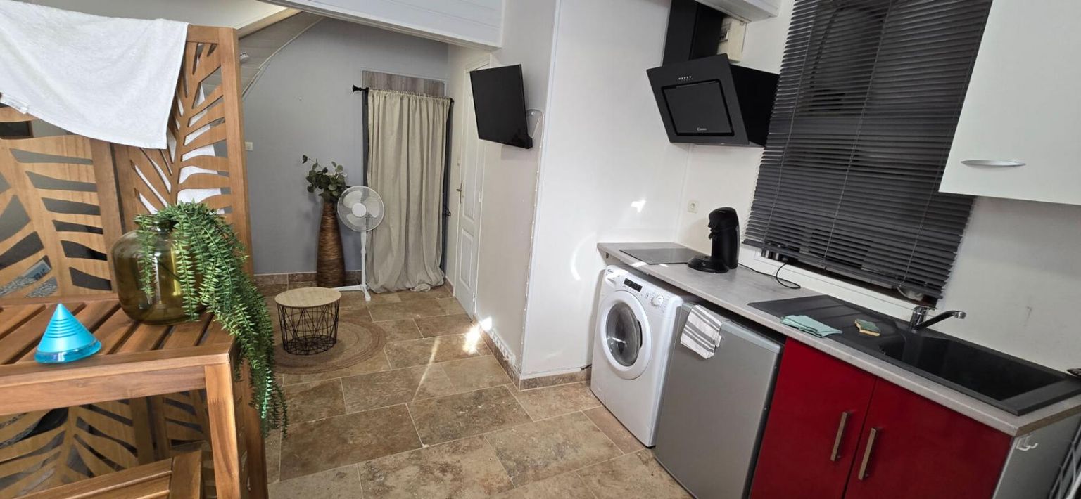 BERGERAC Immeuble avec deux appartements refait centre ville de Bergerac 2