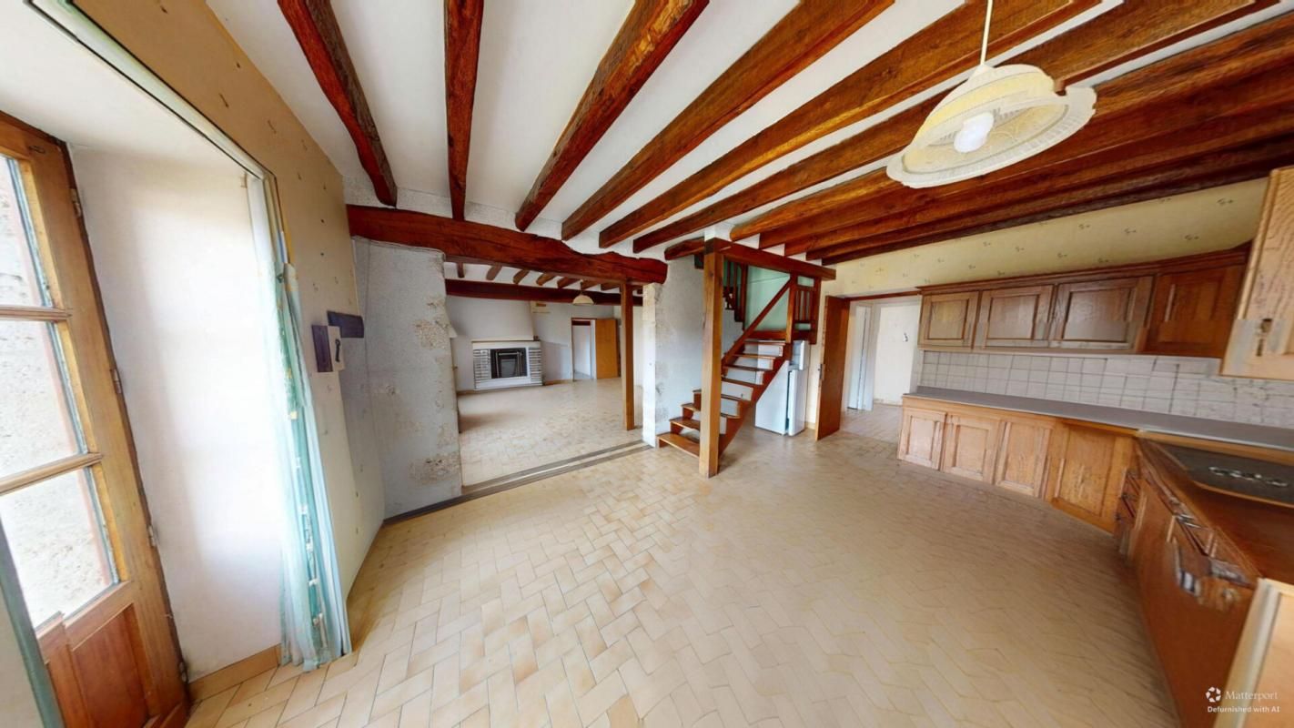 SAINT-LUBIN-EN-VERGONNOIS Maison de bourg en pierre Saint-Lubérant-en-Vergonois 2