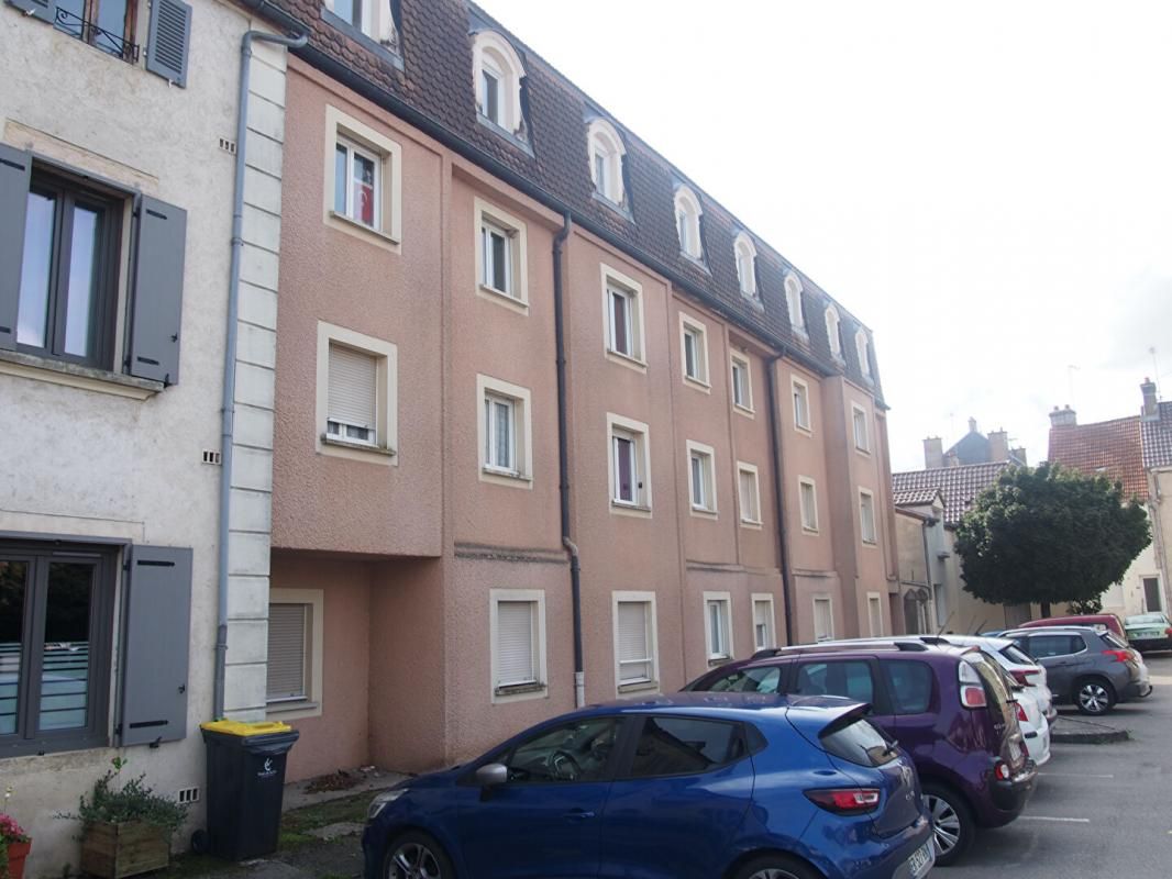 T2 immeuble récent