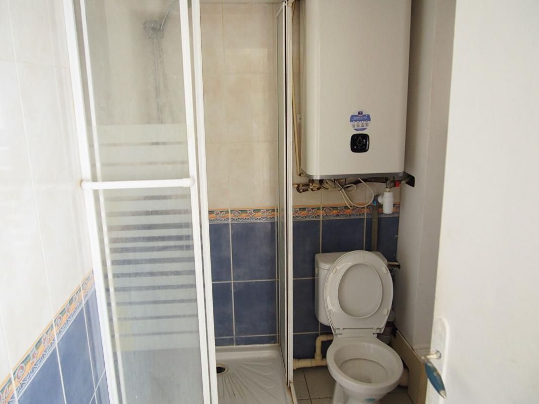 SAINT-JEAN-DE-LOSNE T2 immeuble récent 4