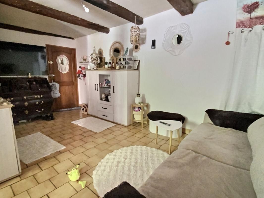 SAINT-SAUVEUR-SUR-TINEE Appartement St Sauveur Sur Tinée 3 pièce(s) 47.8 m2 3