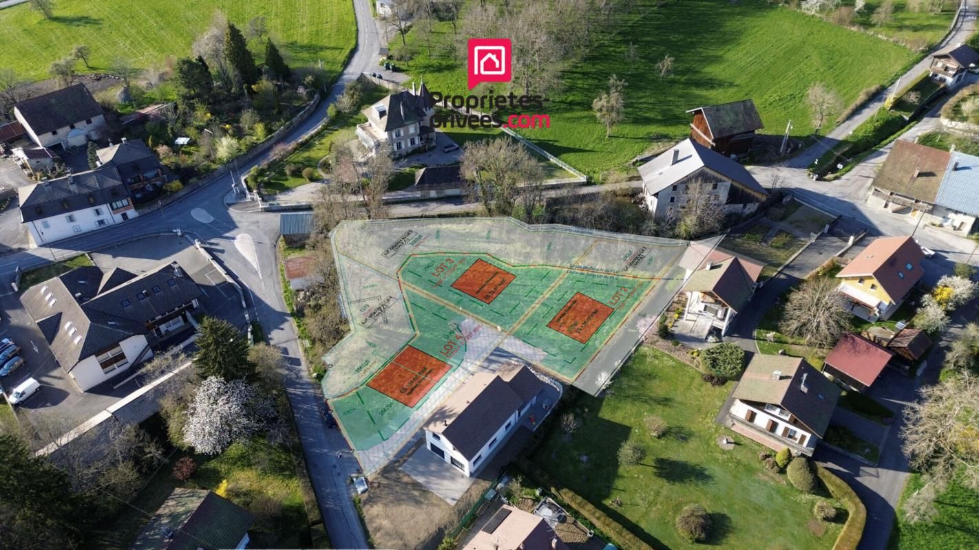 Terrains constructibles viabilisés à Viuz-en-Sallaz - Projet Maison possible à partir de 548 750  (terrain + maison)