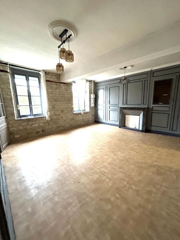MONCEAU-LES-LEUPS Maison  5 pièce(s) 165 m2 4