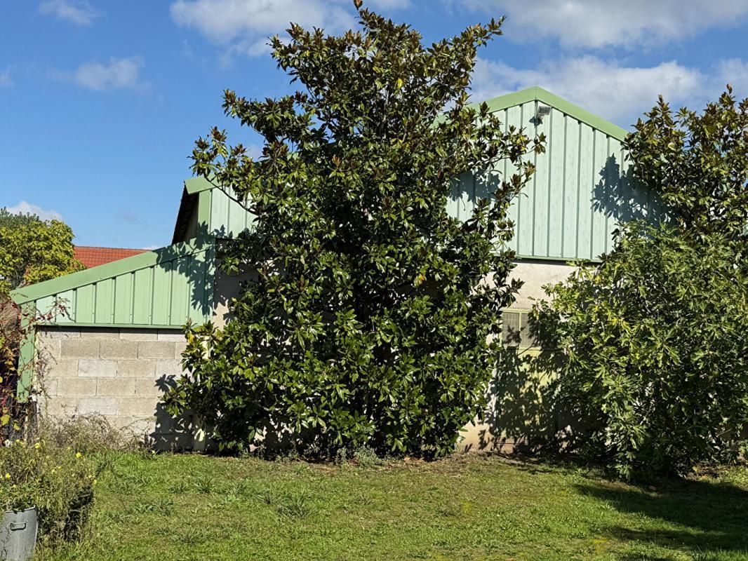 terrain agricole  de maraîchage avec hangar de 198m²