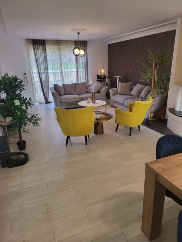 LE MANS Maison Le Mans 8 pièce(s) 224 m2 2