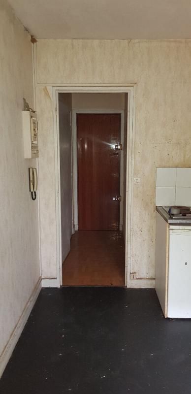 CLICHY Appartement  1 pièce(s) 15 m2 4