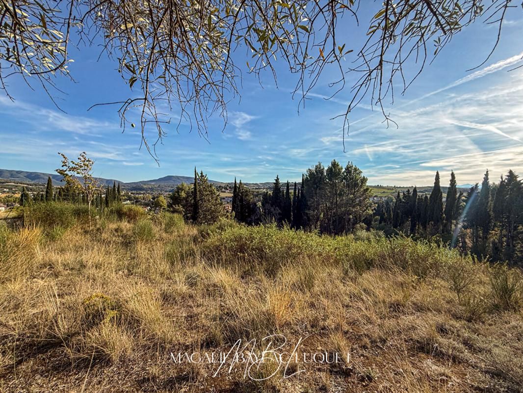 Terrain constructible de 2 347 m² avec vue imprenable ? Limoux