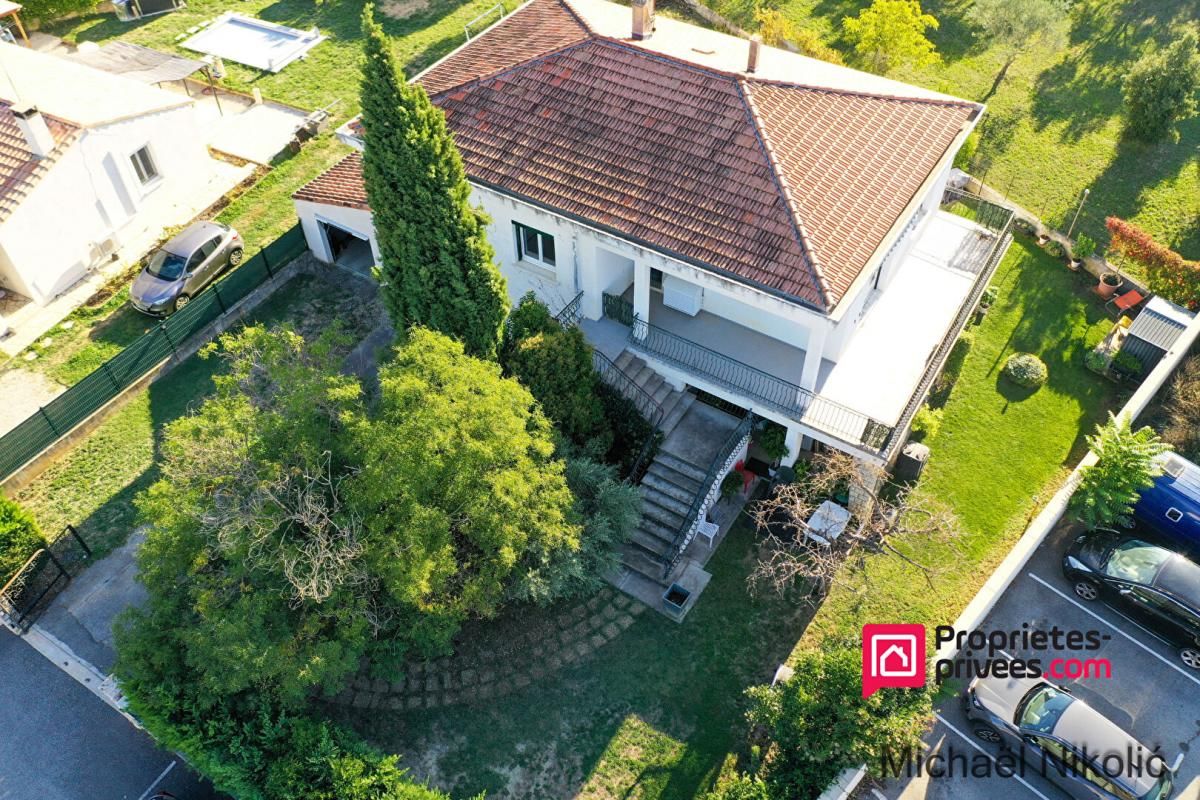 ORAISON Belle Maison familiale avec dépendances Oraison centre ville 1