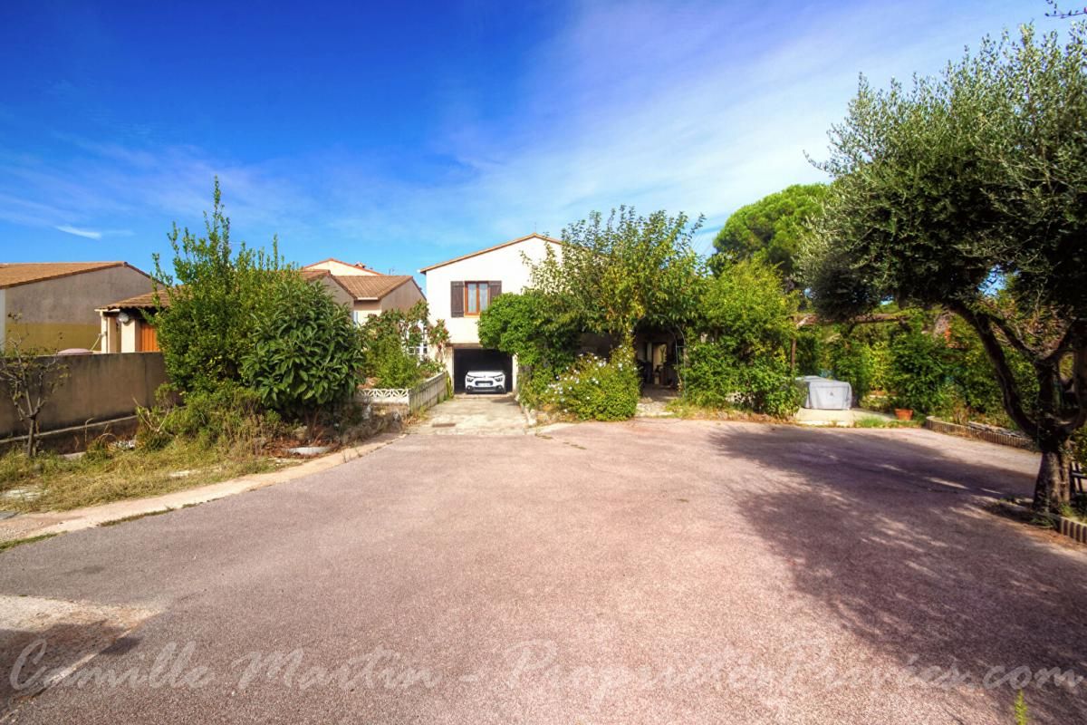 PUGET-SUR-ARGENS Maison Puget Sur Argens 7 pièce(s) 150 m2 2