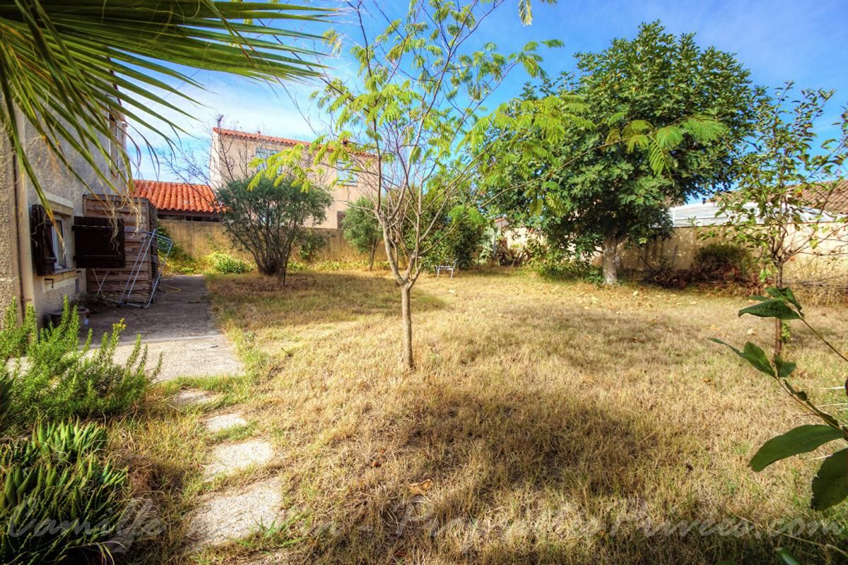 PUGET-SUR-ARGENS Maison Puget Sur Argens 7 pièce(s) 150 m2 3