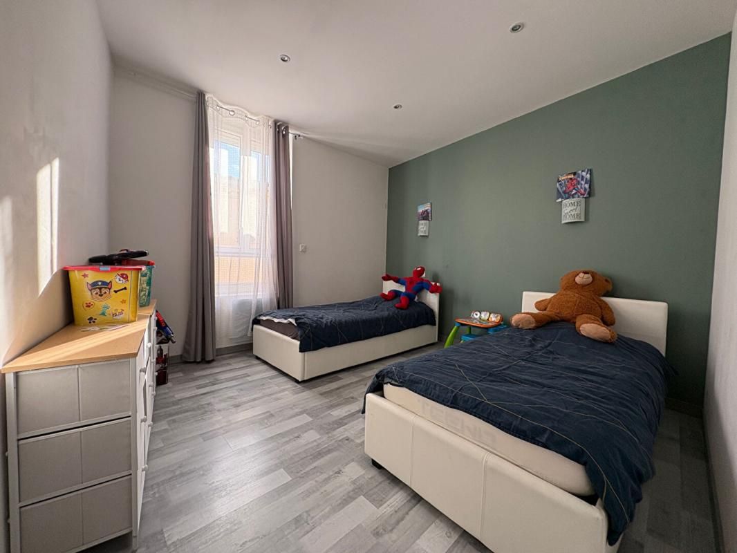 VIAS Maison  6 pièce(s) 136.77m2 4