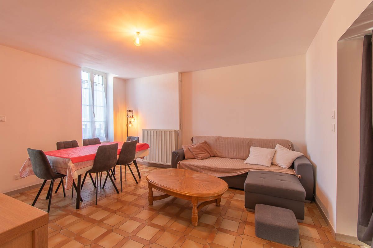 VIERZON Maison Vierzon 2 pièce(s) 56 m2 2