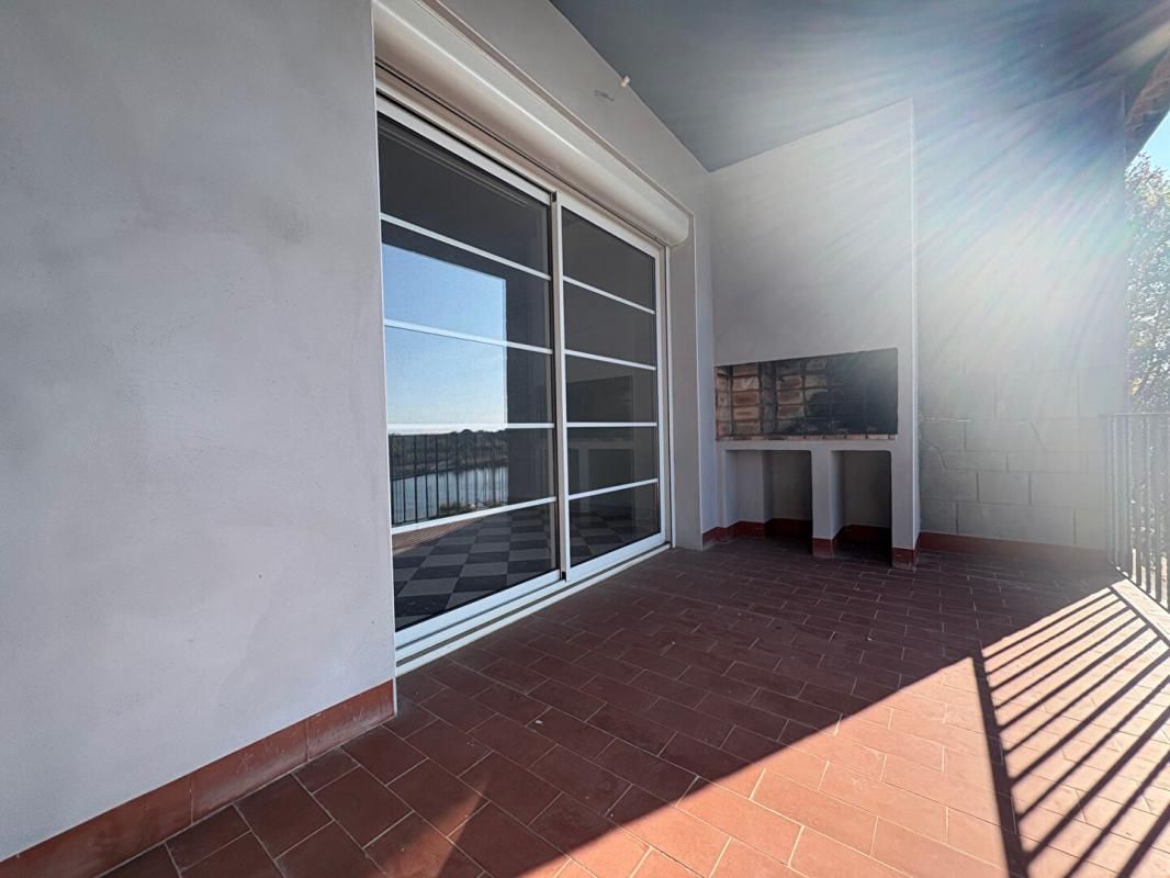 AGDE Appartement  4 pièce(s) 101 m2 2