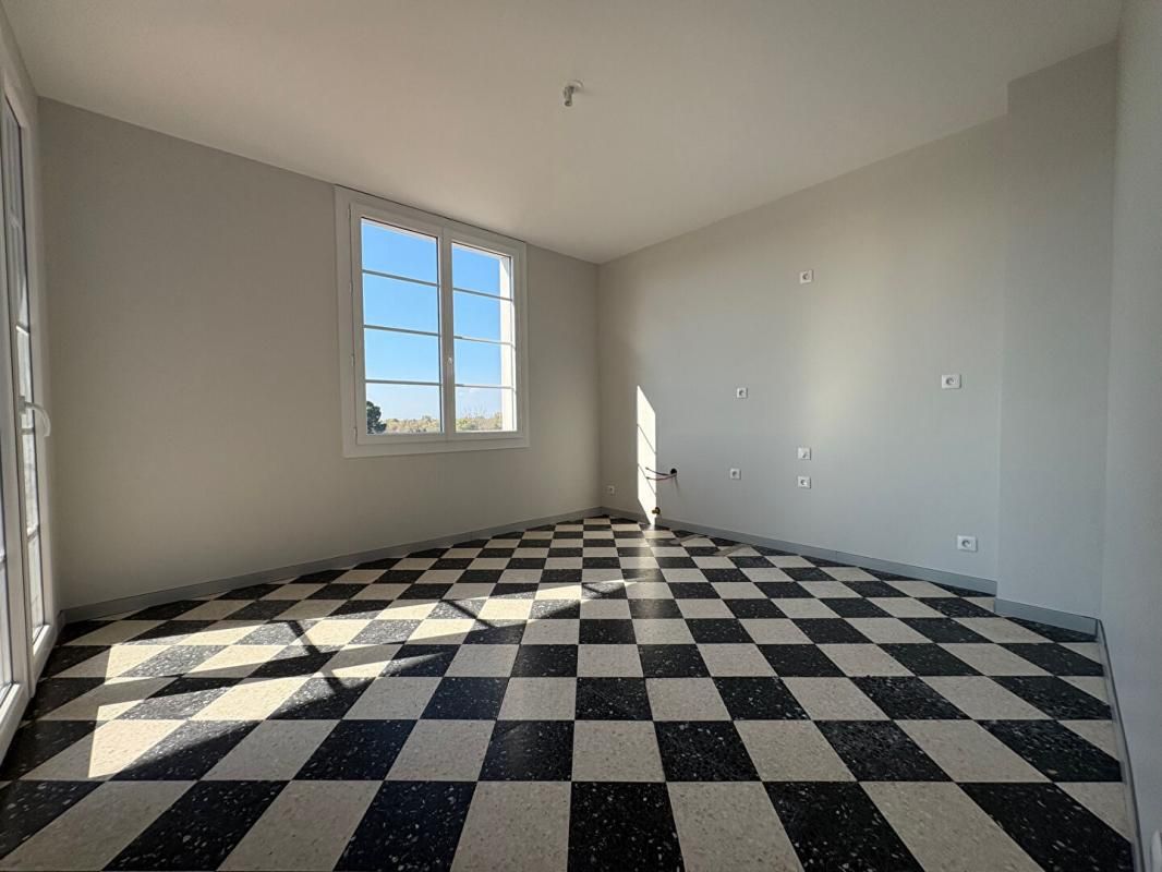 AGDE Appartement Agde 4 pièce(s) 103 m2 3