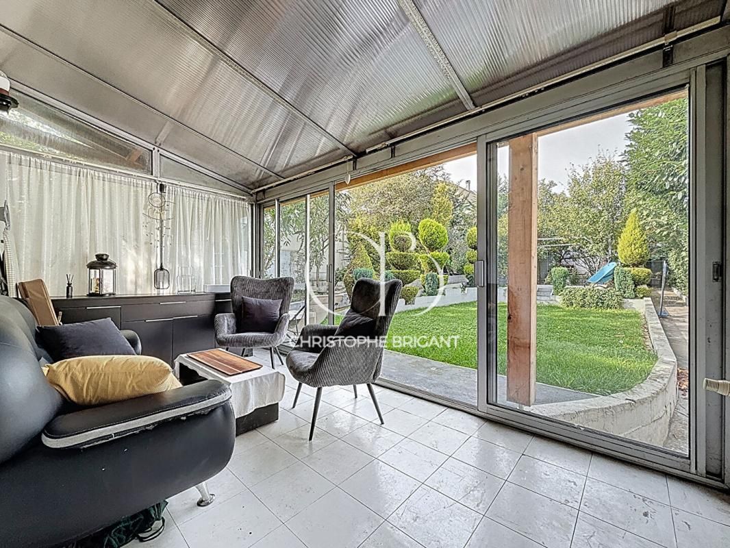 VILLEJUIF Maison 3 pièce(s) 60 m2 2