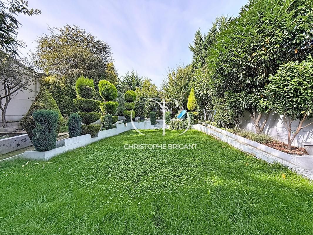 VILLEJUIF Maison 3 pièce(s) 60 m2 3