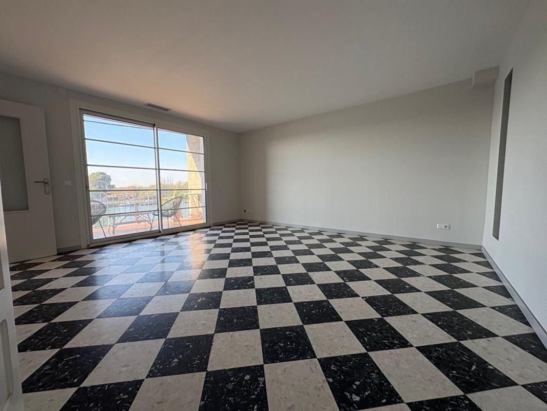 AGDE Appartement Agde 4 pièce(s) 101 m2 2